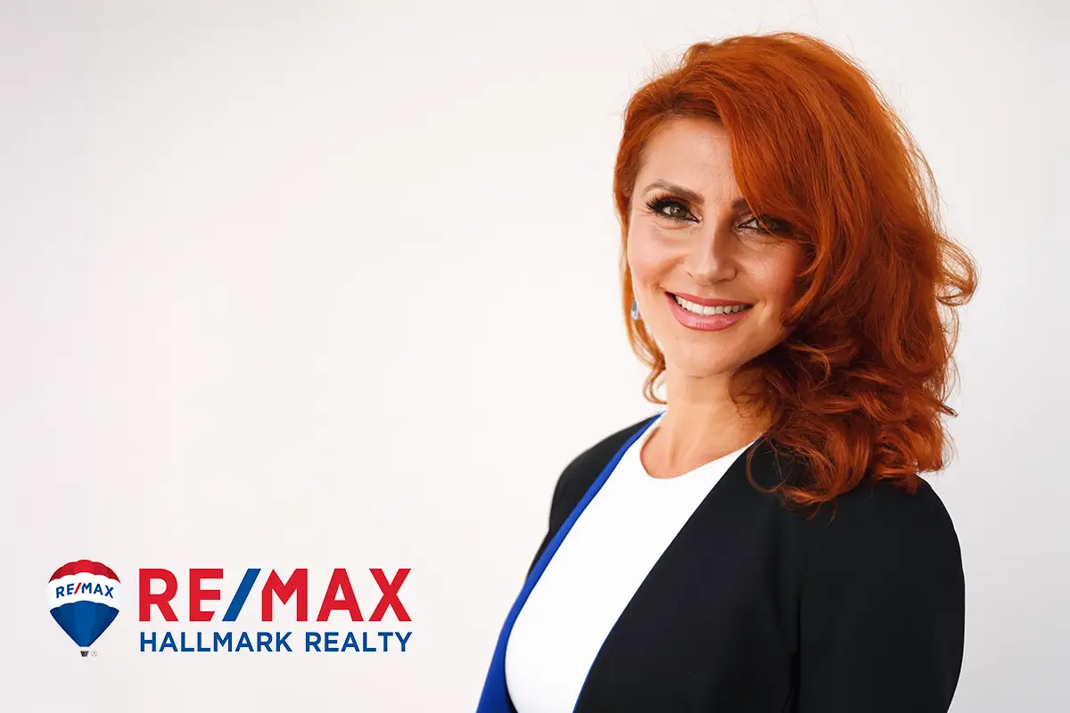 Elina Martirosyan, a multilingual licensed real estate professional at Remax Hallmark Realty